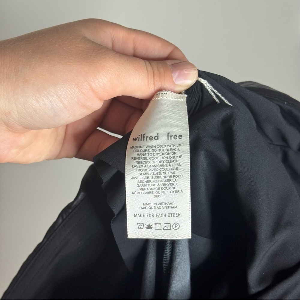 Aritzia Wilfred Free Leather Leggings High Rise Black - Picture 9 of 10